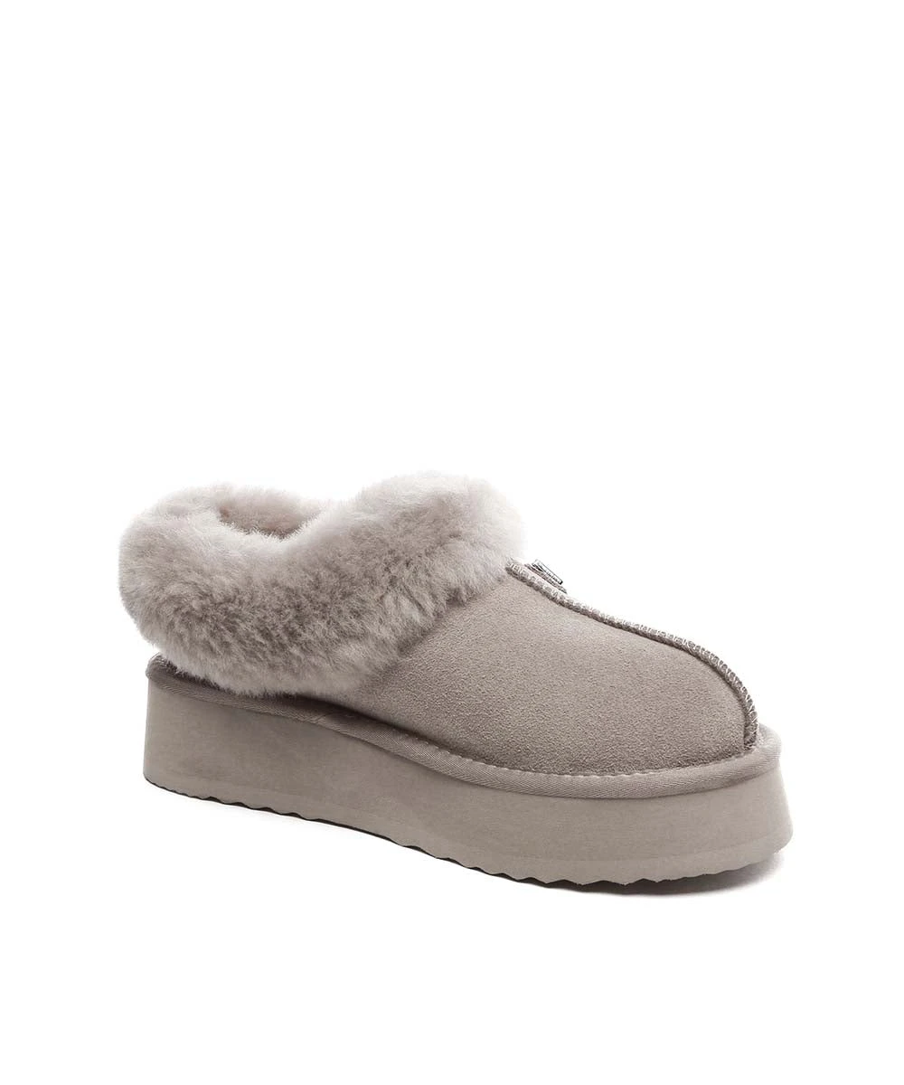 Women's UGG Hailey Slippers 7 Women's UGG Hailey Slippers - Image 7