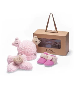 UGG Baby Gift Set 21 UGG Baby Gift Set -Uggbay 0009 UGGGiftSetPink1