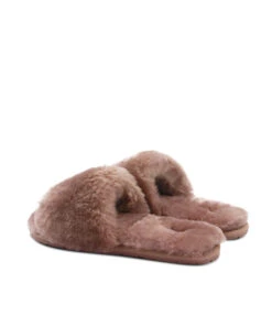Women's UGG Fluffy Slipper 38 Women's UGG Fluffy Slipper -Uggbay IMG 0187 1 768x922 1