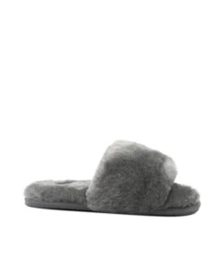 Women's UGG Fluffy Slipper 31 Women's UGG Fluffy Slipper -Uggbay IMG 0207