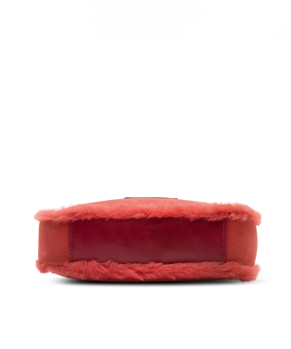 UGG Small Shoulder Bag 4 UGG Small Shoulder Bag - Image 4