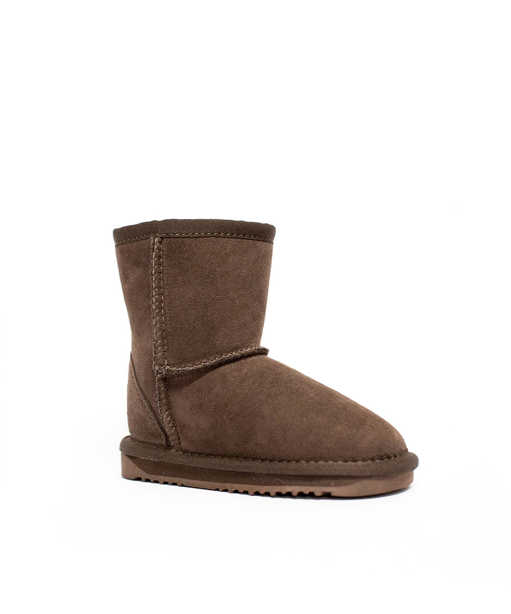 Kids UGG Classic Short 10 Kids UGG Classic Short - Image 10