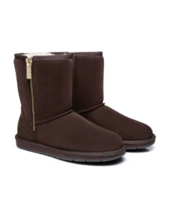Women's UGG Classic Short Zip -Uggbay choc 6 caa5708e 2f68 4cf6 99af acb5d34651f9